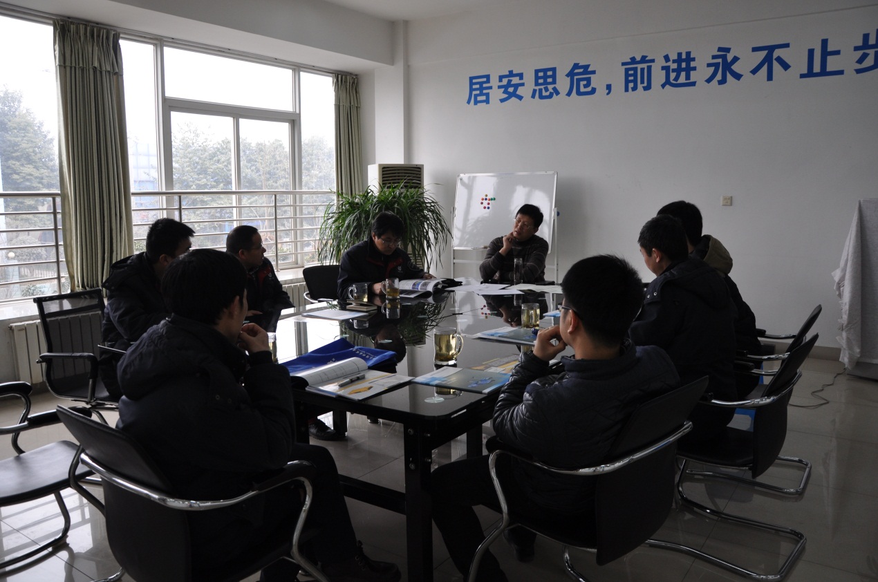 中航工业成飞集团工程师一行到访球友会体育在线公司-2.jpg