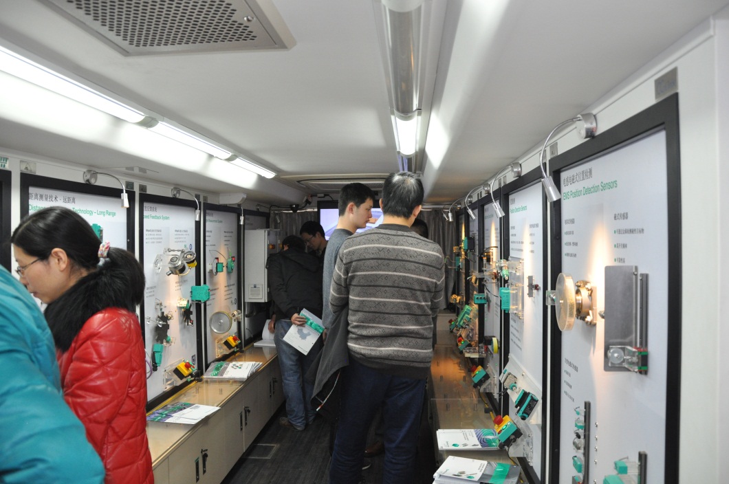 倍加福携多款传感器探访球友会体育在线公司-3.jpg